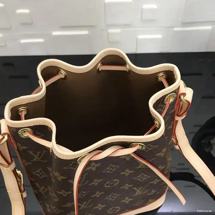 Fashionrep LV Bags 19B570335 0625